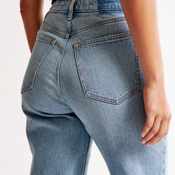 Curve Love High Rise 90s Relaxed Jean NWT - Picture 6 of 15